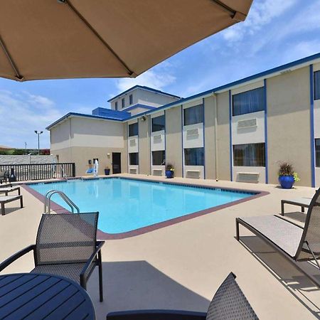 Baymont By Wyndham Ardmore I-35 ภายนอก รูปภาพ